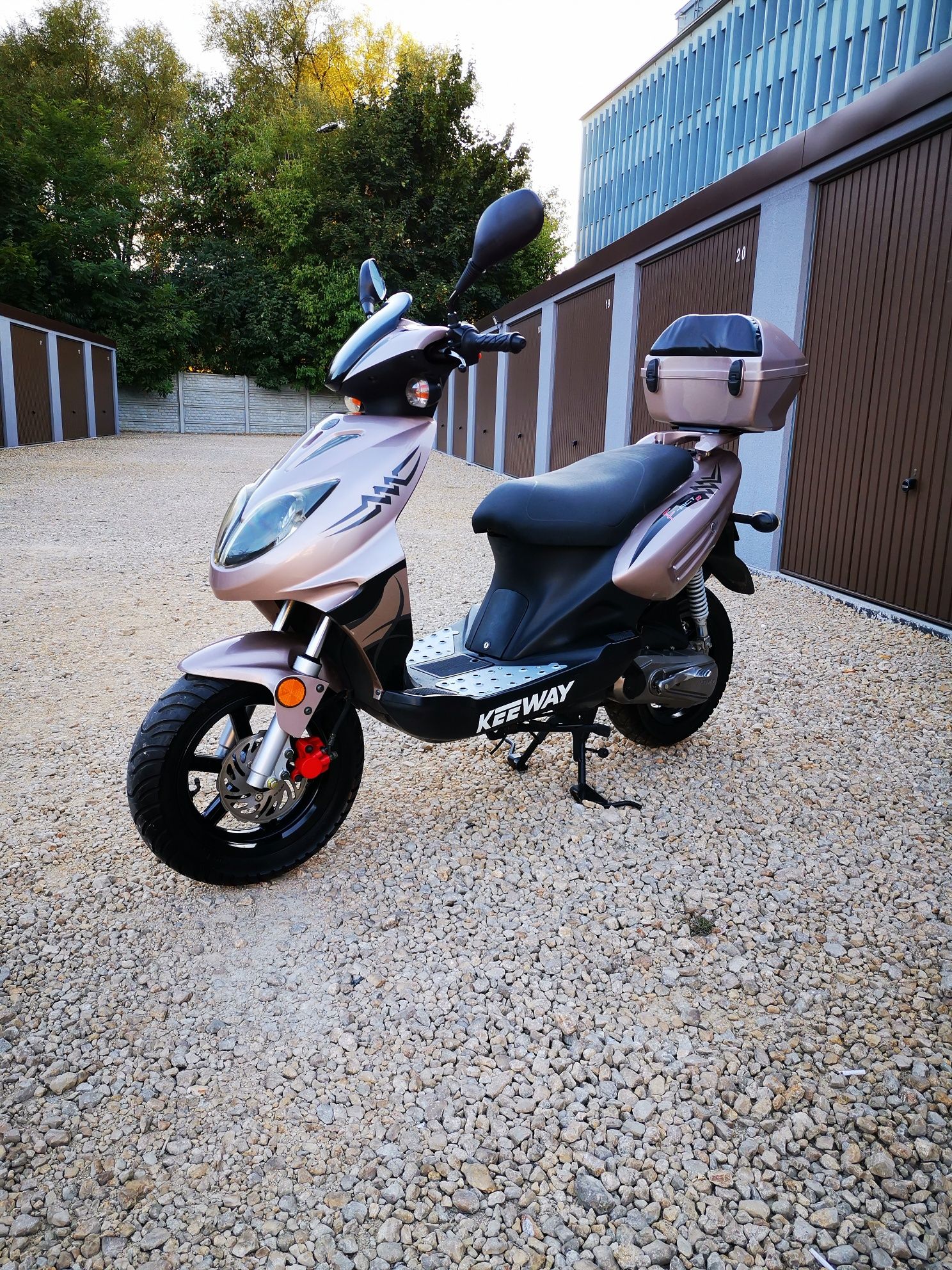 Keeway F-ACT 50 2T - ZADBANY - ŁADNY STAN skuter markowy