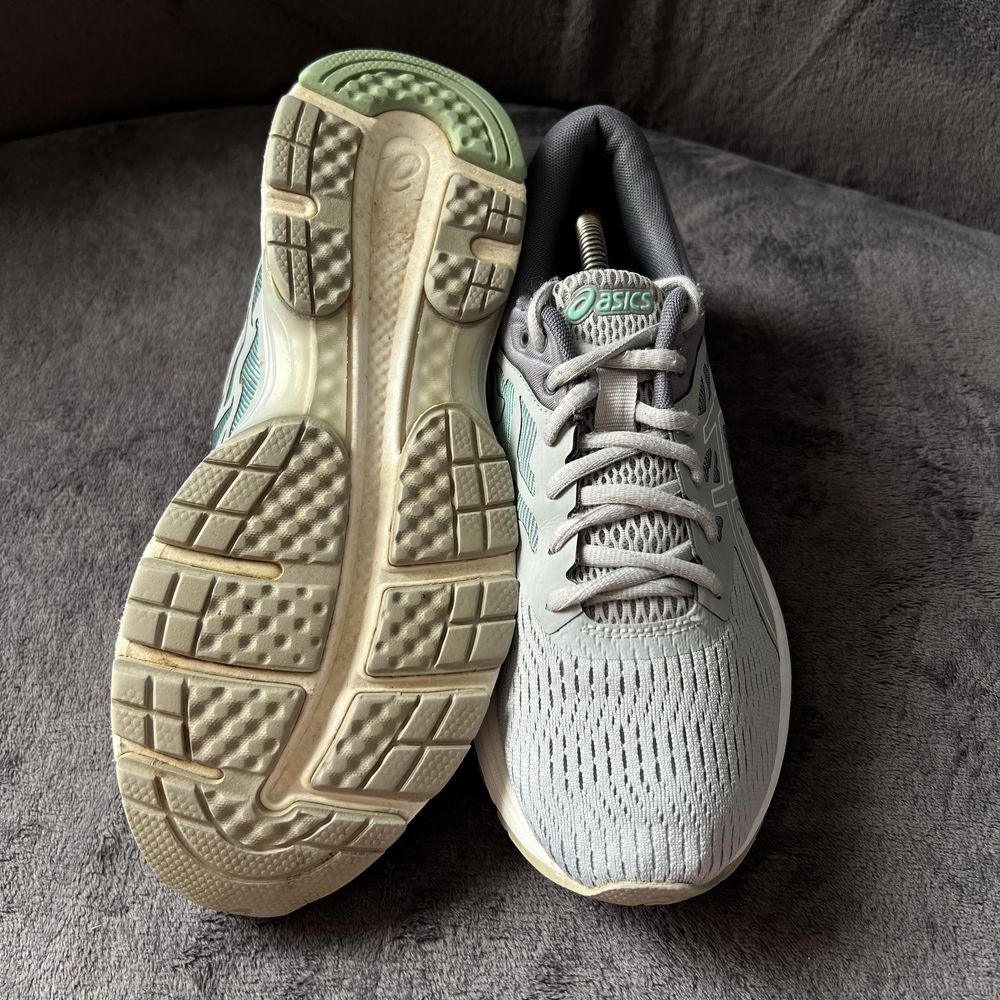 Жіночі кросівки Asics Gel-flux 5. P. 40. Ідеал!!!