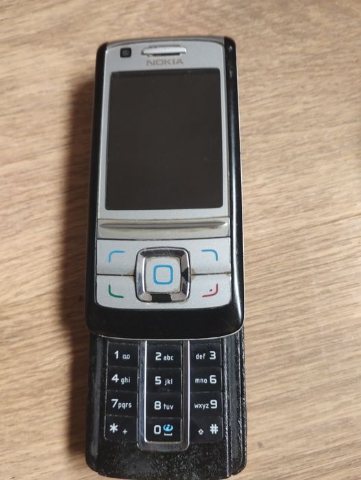 Stare telefony Nokia