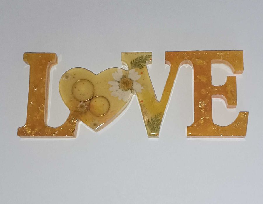 LOVE em Resina Epóxi