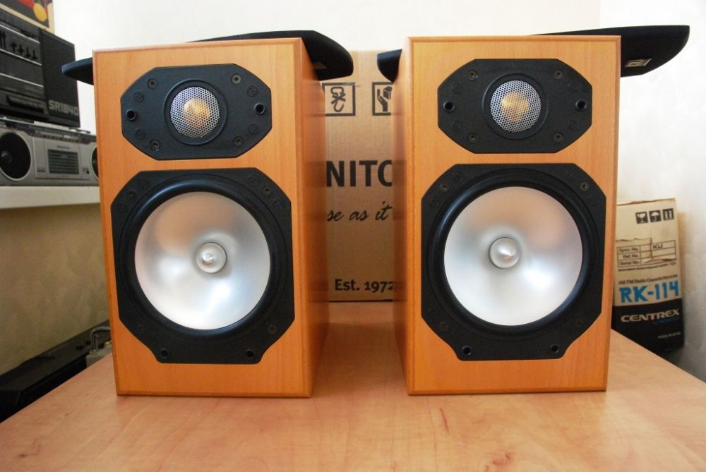 Monitor Audio S1 Made in England Шикарная полочная акустика Как новая