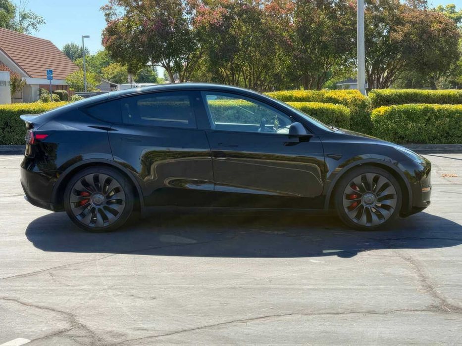 Tesla Model Y Performance      2020