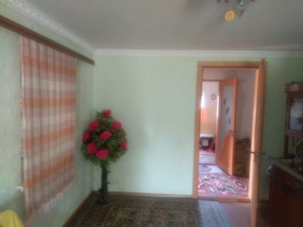 Продаж будинку Острійки
