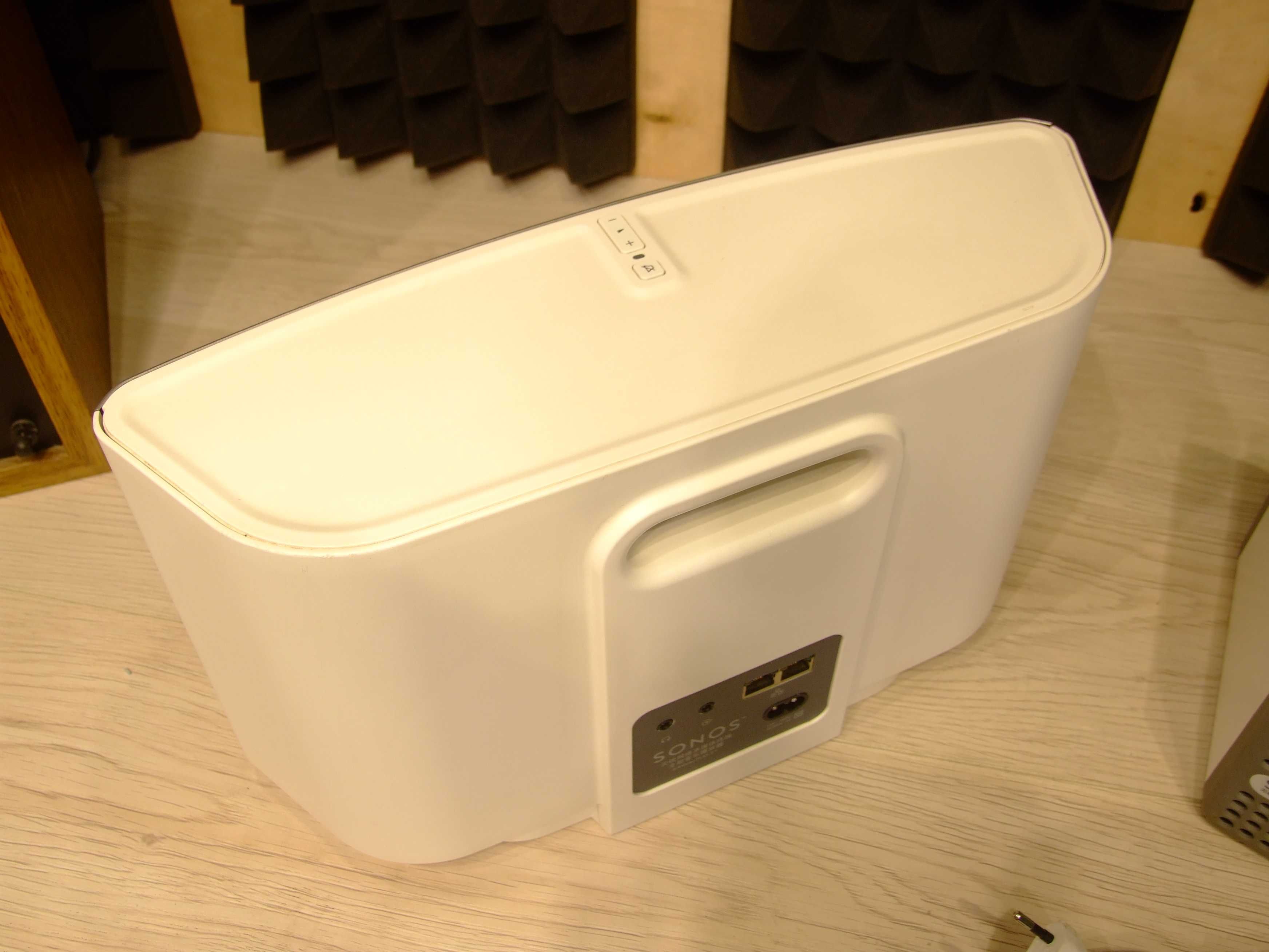 Бездротова мережева аудіо система SONOS PLAY:5 і PLAY:3. Без передплат
