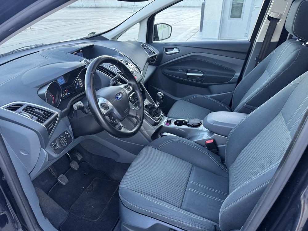 Ford Grand C-max 2013 Titanium 1.6 tdci 115km manual Panorama Keyless