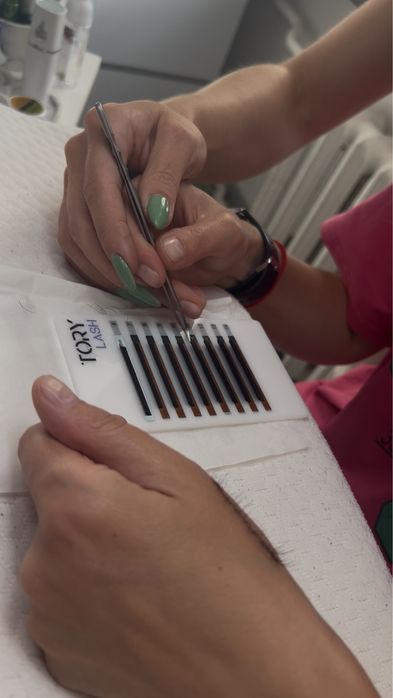 Курси з нарощення вій