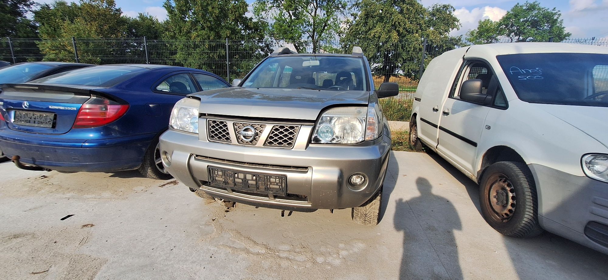 Cały Nissan Xtrail T30 na części kod lakieru KX4