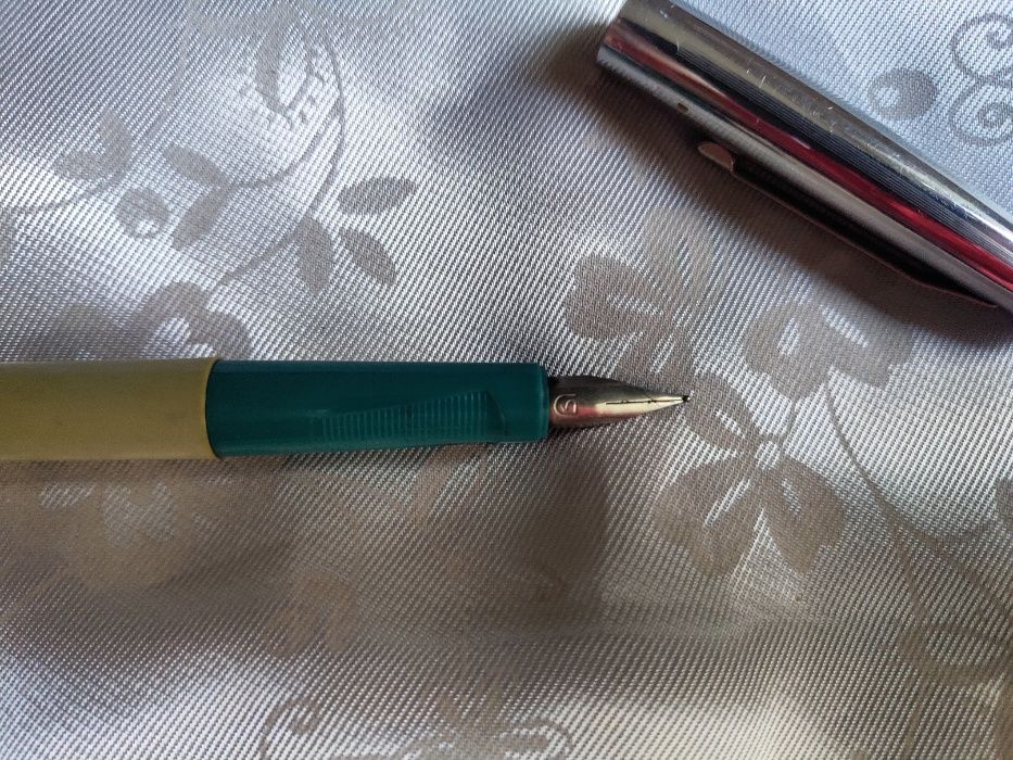 Ручка металик бирюзовая перьевая советская врёмен СССР