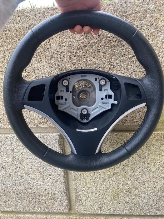 Volante BMW E81/E82/E87/E88/E90/E91/E92/E93