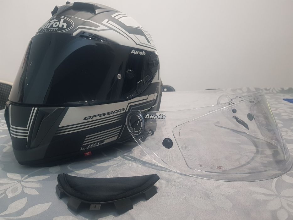 Capacete AIROH GP550 Tamanho s