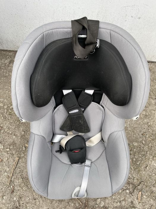 Дитяче автокрісло Britax Romer Trifix