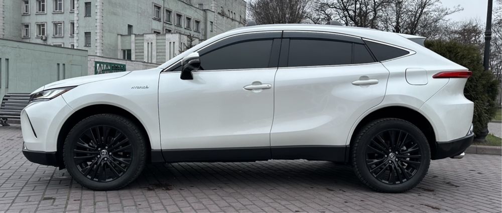 Продам Toyota Venza Hybrid 2020 2.0