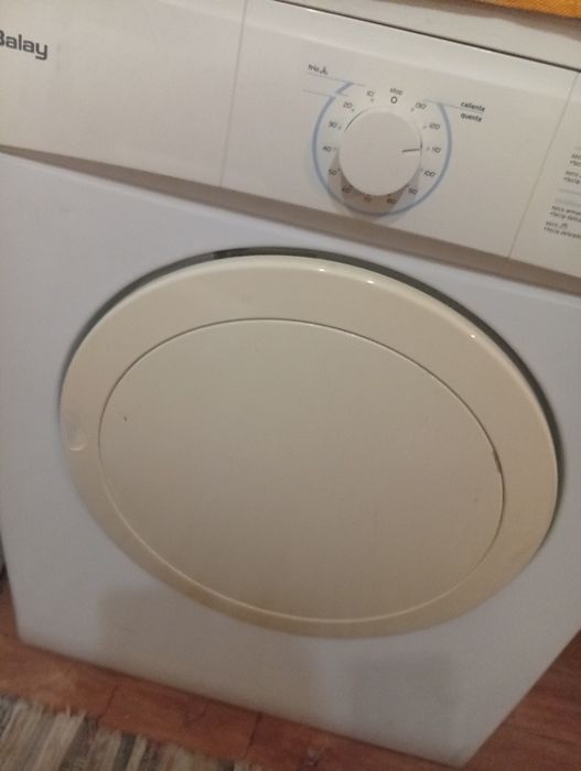 Máquina de secar roupa trabalhar muito bem