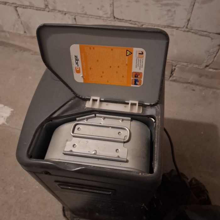 Piecyk do ogrzewania pomieszczeń na olej