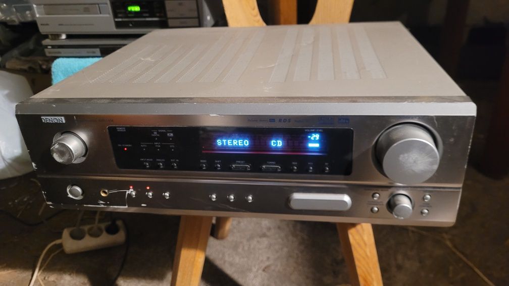 Denon AVR 1404 amplituner