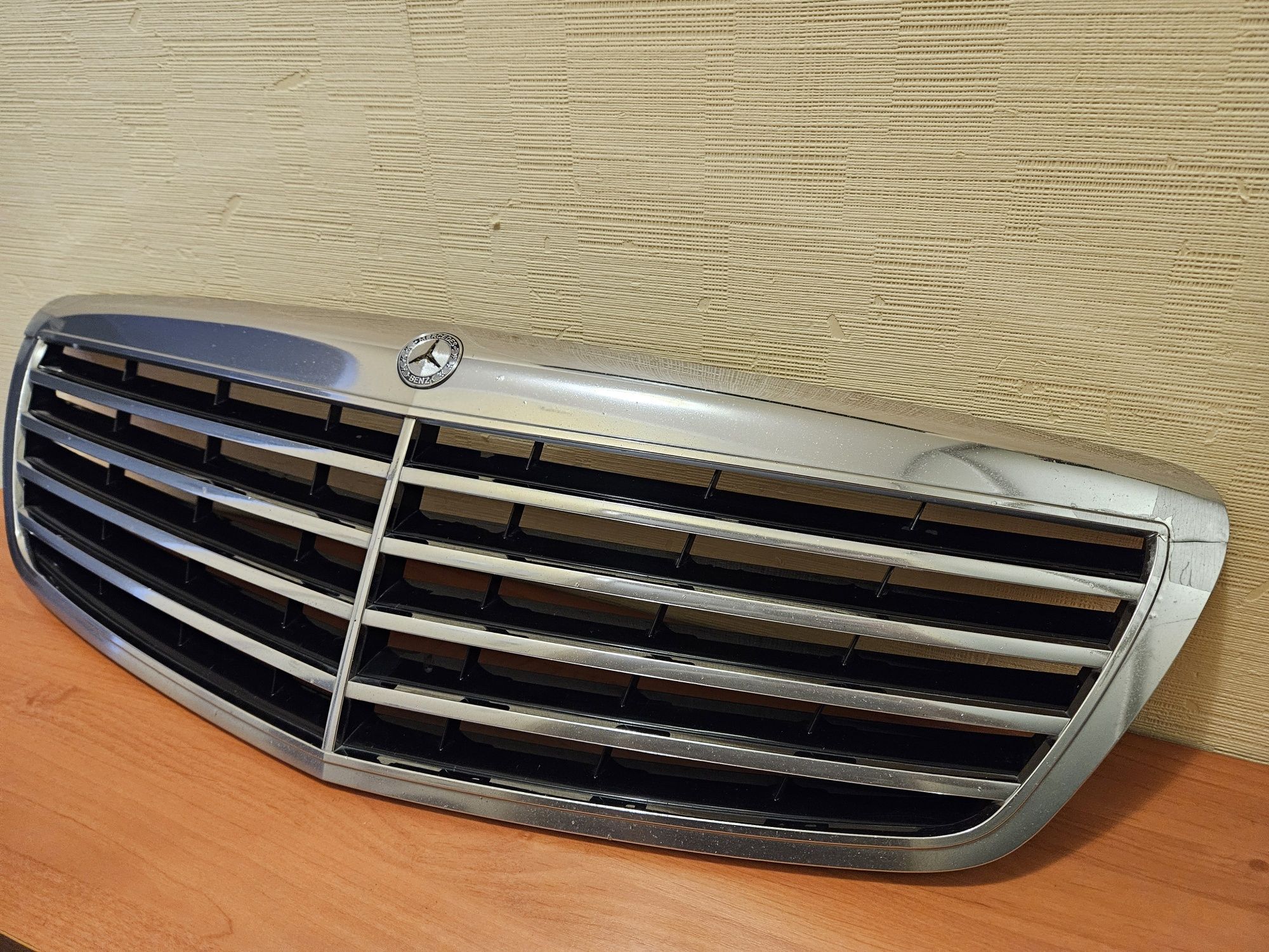 Рещітка Mercedes-Benz W221