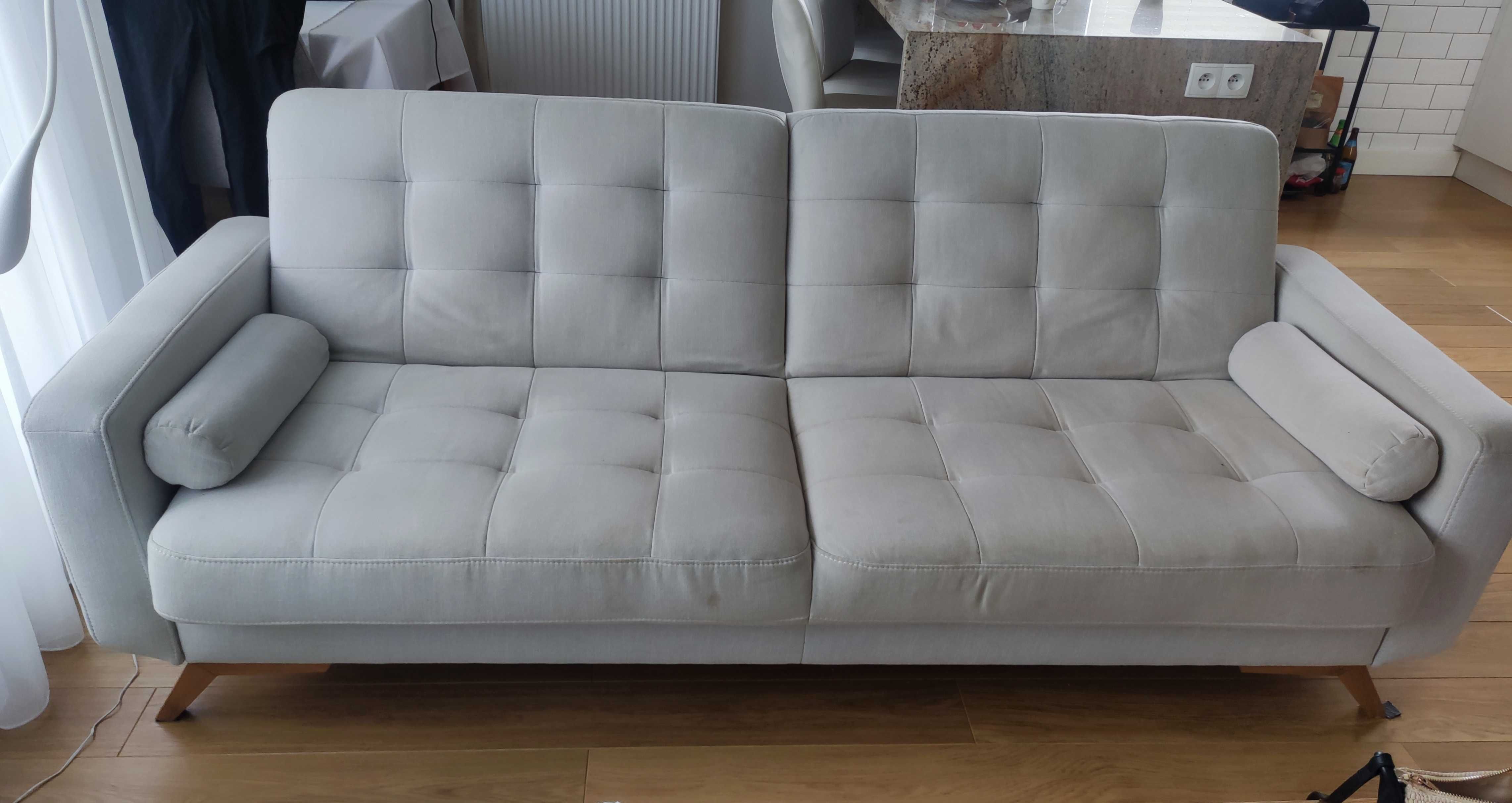 Sofa rozkładana z pojemnikiem na pościel