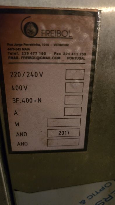 Churrasqueira rodizio 7 espeto eletrica e gaz