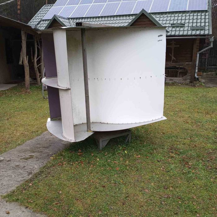 Вітряк з композитного матеріалу