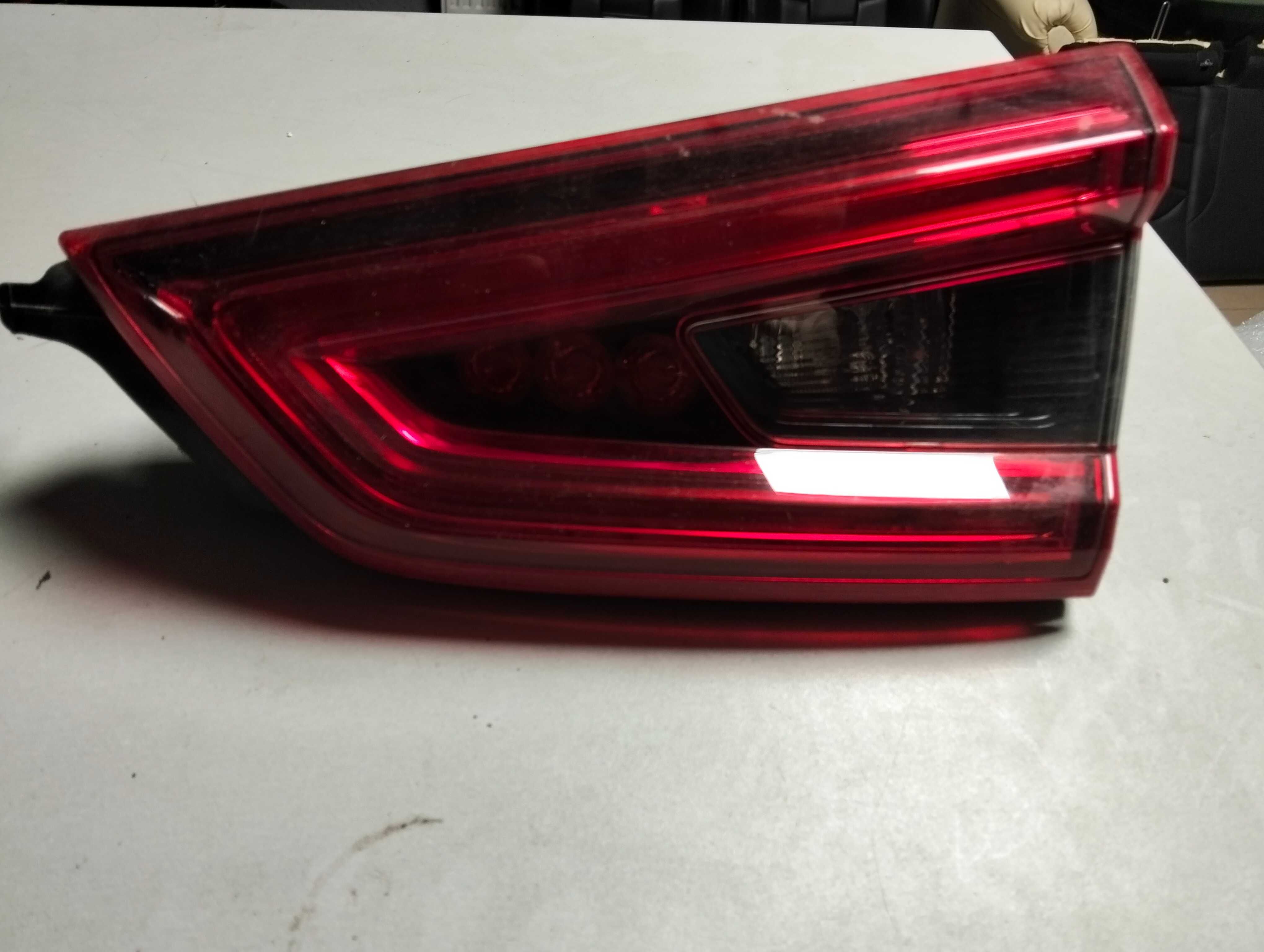 Lampa w klapę Nissan Qashqai j11 lift eu