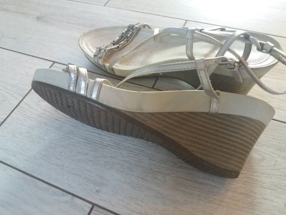 Sandały geox 37 koturna