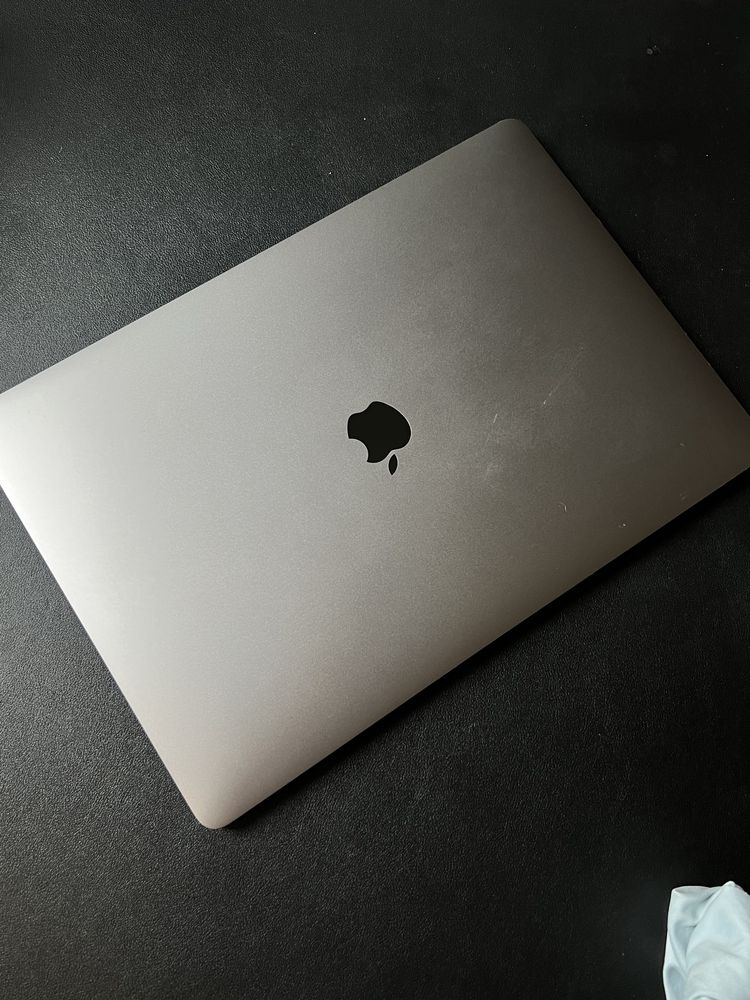 MacBook Pro (15-inch, 2017) Space Gray, 256gb, core i7 Макбук Про