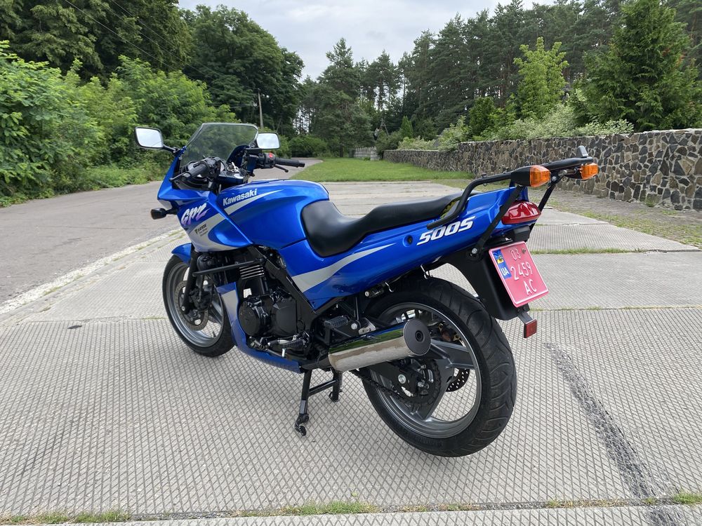 Свіжопригнаний kawasaki gpz 500