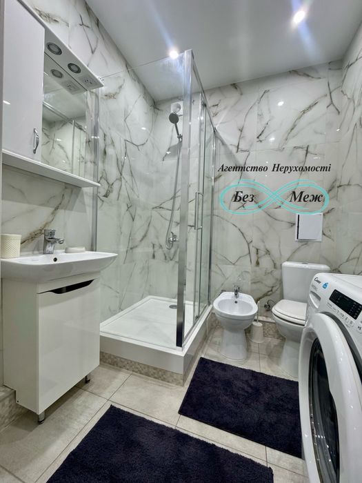 Квартира з новим ремонтом 43кв м Софія Резиденс