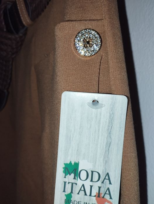 Nowe włoskie grubsze spodnie kolor czekolada , czarne wieksze