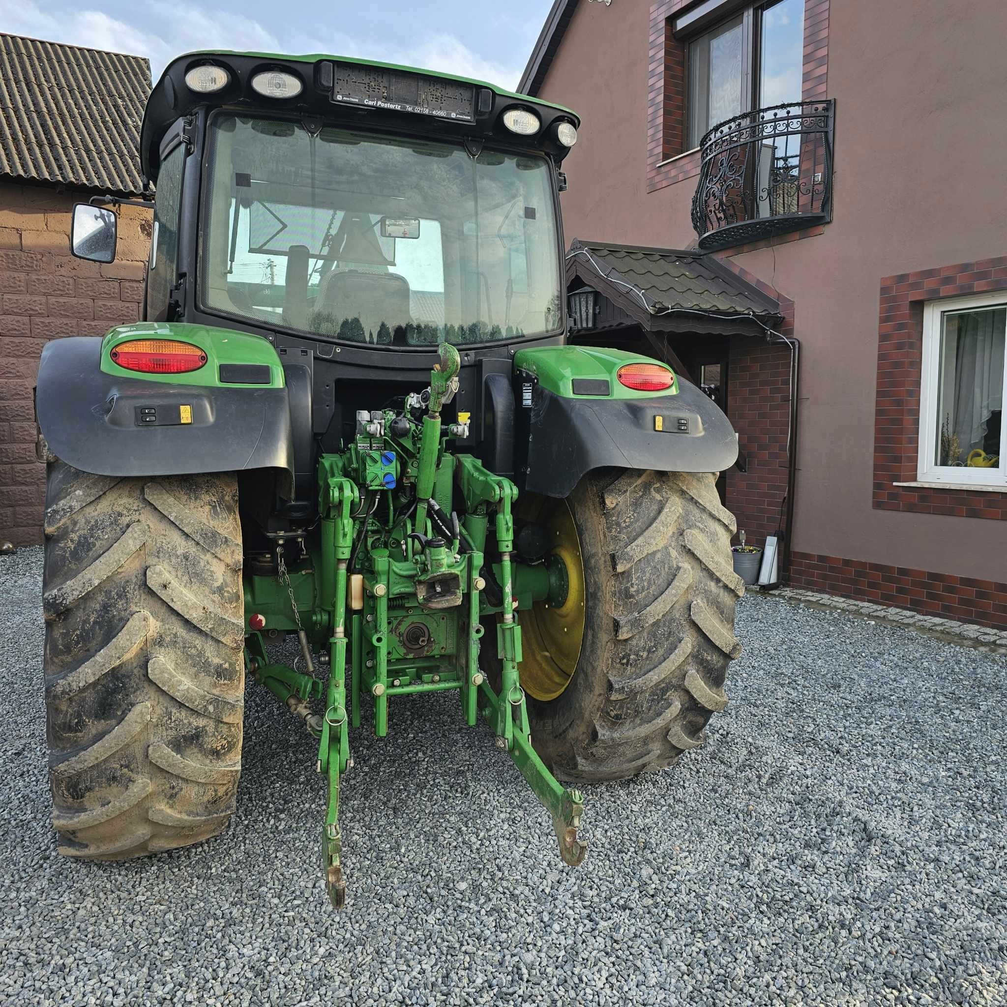 Ciągnik JOHN DEERE 6105 R-2012r