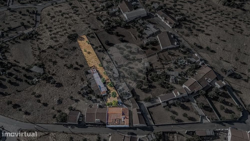 Moradia T5 para venda