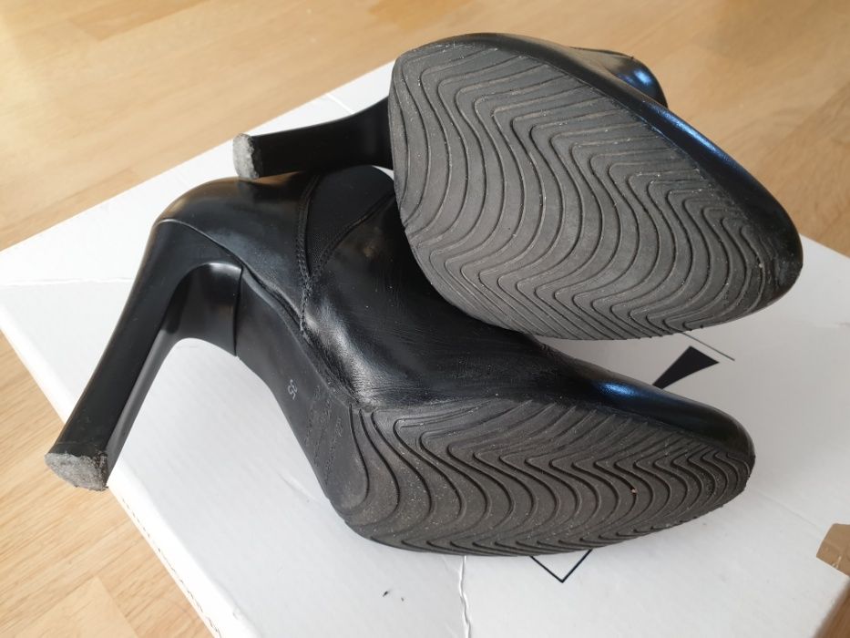 Czarne skórzane botki Visconi, r. 35