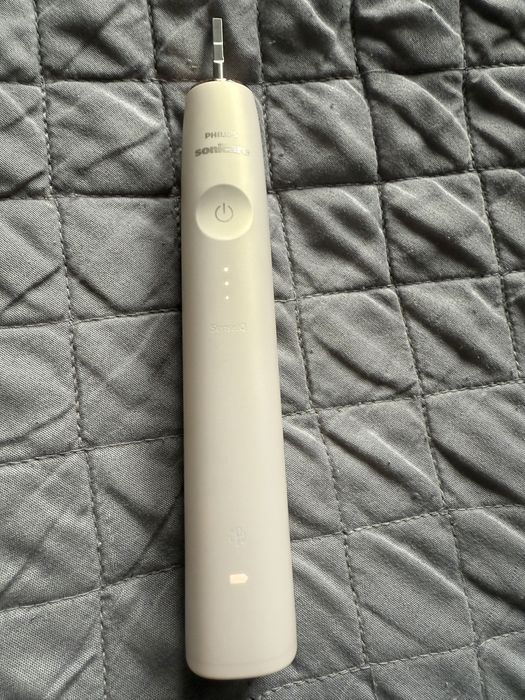 Nowa soniczna szczoteczka Philips Sonicare Prestige SenseIQ HX999C