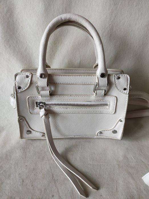 House mała  torebka w kolorze kremowym