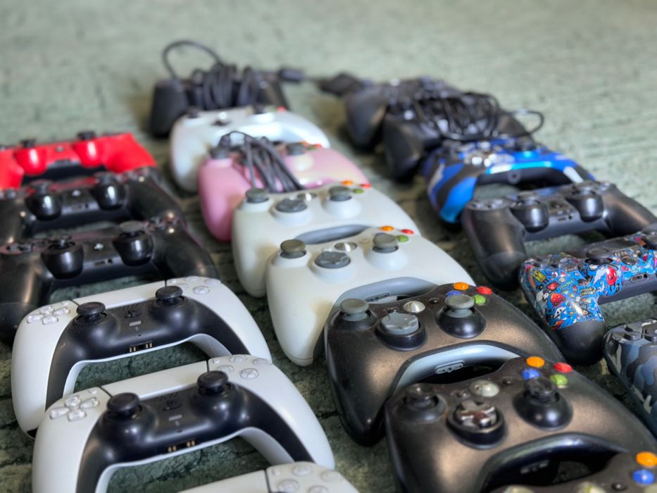 Геймпад DualShock 4