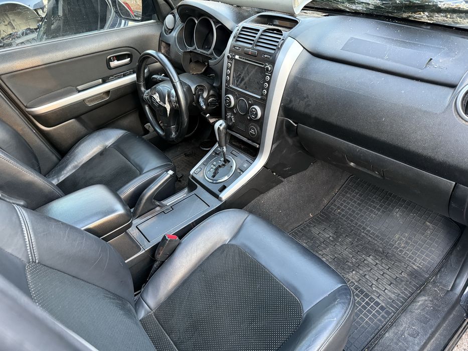 Розборка Suzuki Grand Vitara,Разборка,Запчастини Гранд вітара 2.7