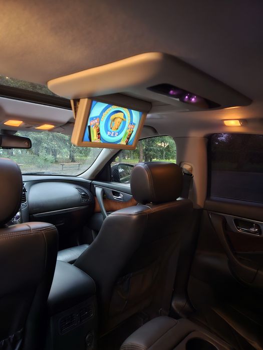 Продам Infiniti FX50 5.0 V8 | AWD | Sport Package |