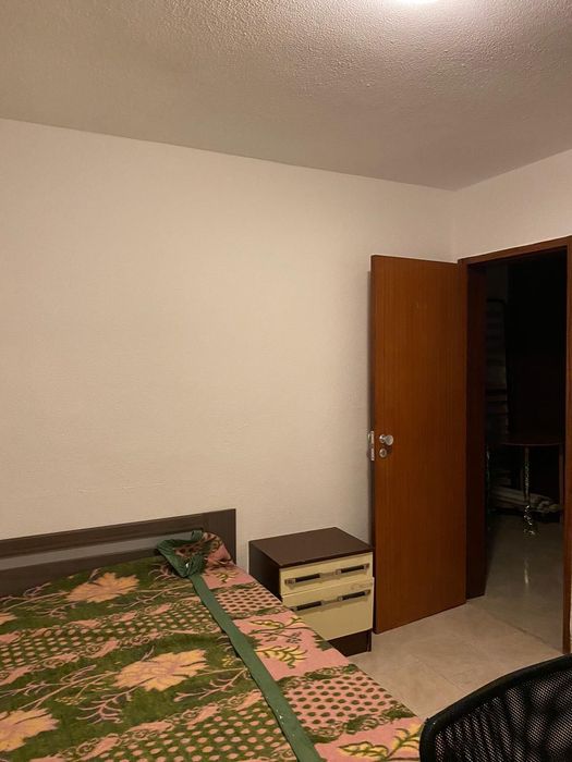 Quarto em Santo António dos Cavaleiros - Loures