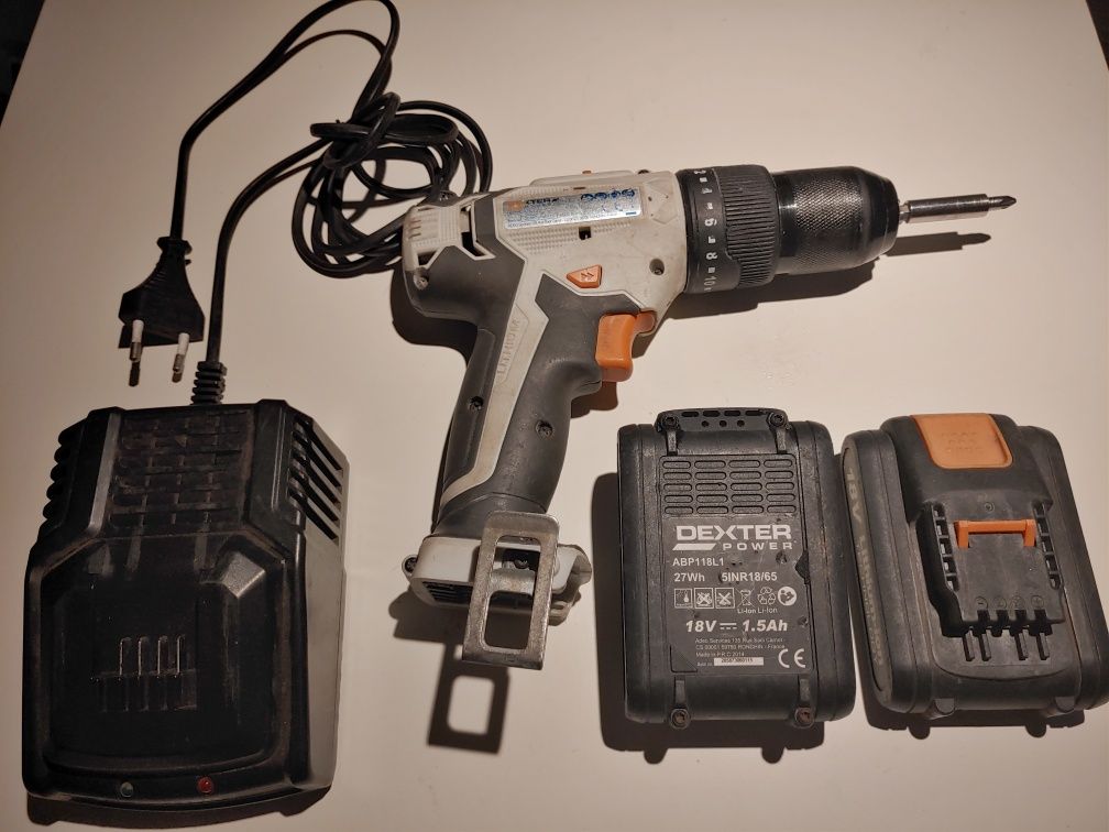 Wiertarko-wkrętarka. DEXTER POWER CDT218LD 18V plus 2 baterie 2 Ah.