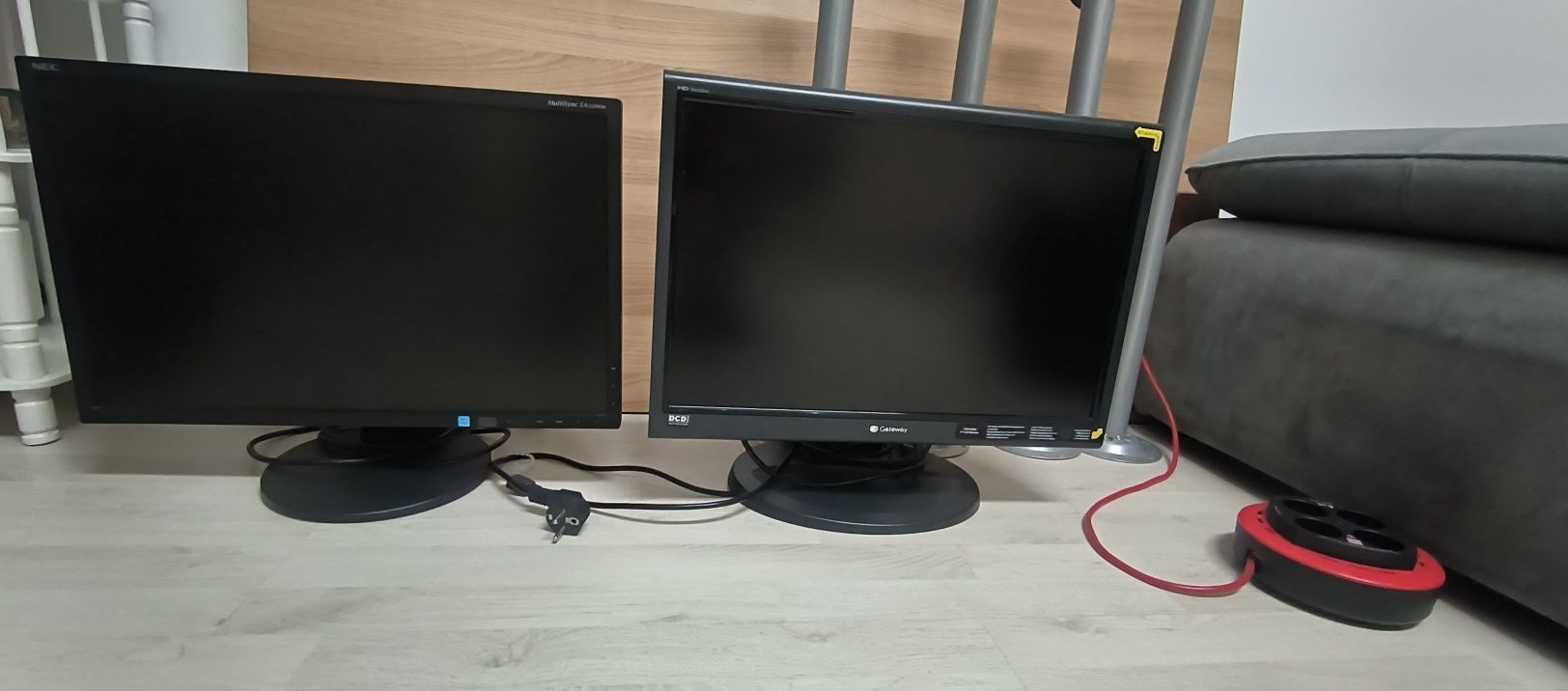 Monitor NEC multisync EA 223WM