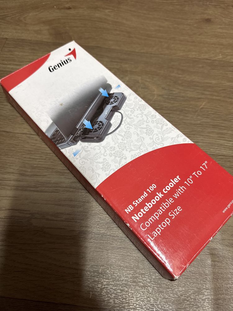 Охолоджуюча підставка для ноутбука Genius з USB живленням