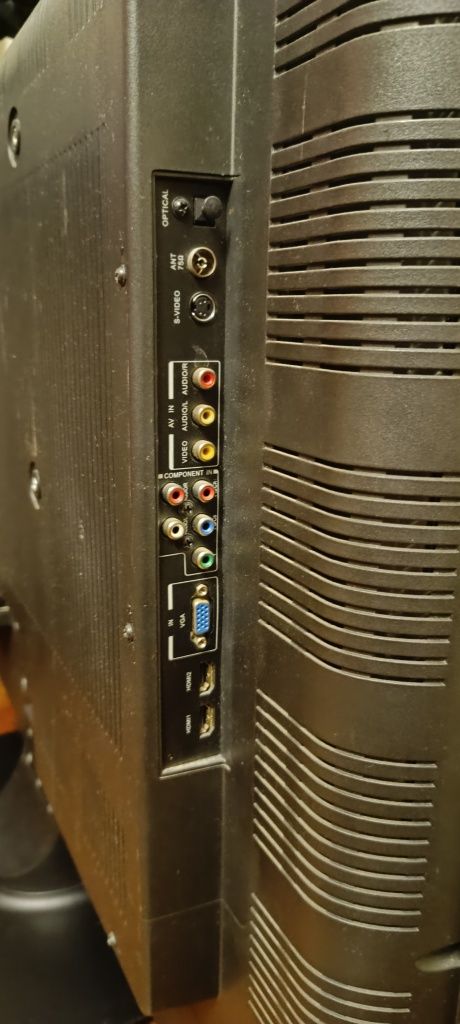 Телевизор Hisense LCD  (40) 102см