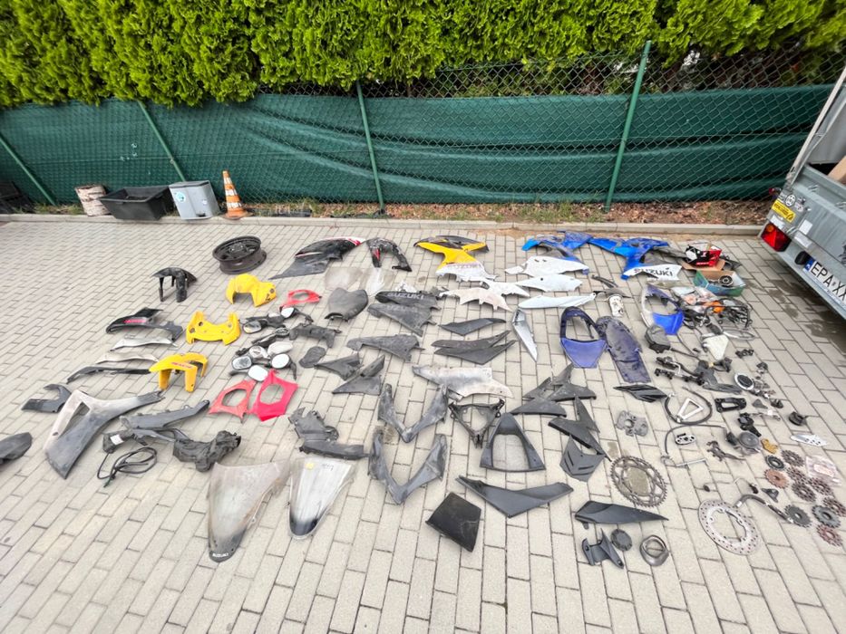 Części suzuki gsxr k1 k2 k3 k4 k5 k6 k7 k8 k9