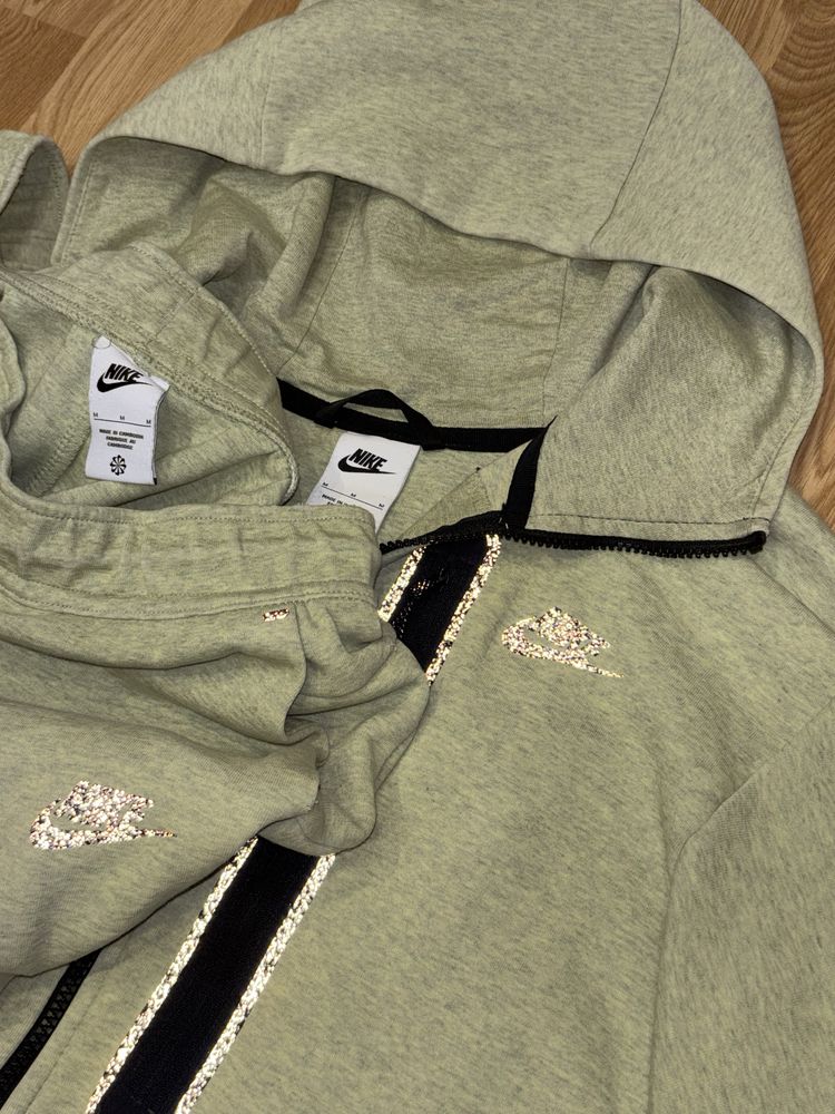 nike tech fleece костюм
