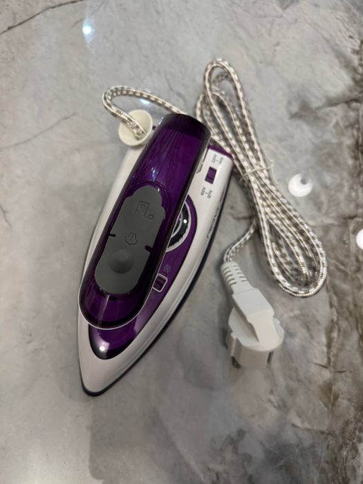 Дорожння міні праска зі складною ручкою