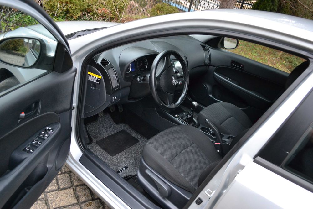 Hyundai i30 1.4B+Gaz Sprowadzony Opłacony Super Stan