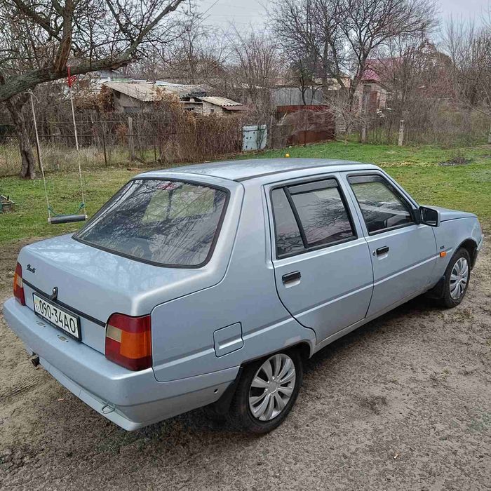 Таврия Славута 1.2 2004г