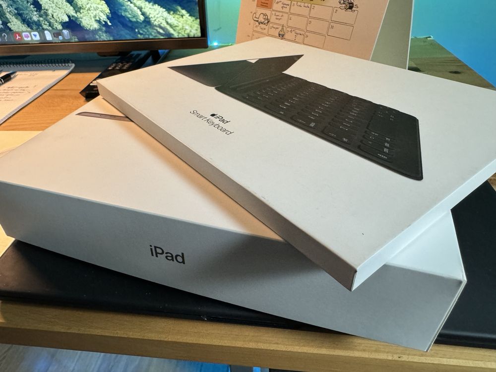 Apple Ipad wifi 256gb + ipad smart keyboard - Jak Nowy Okazja