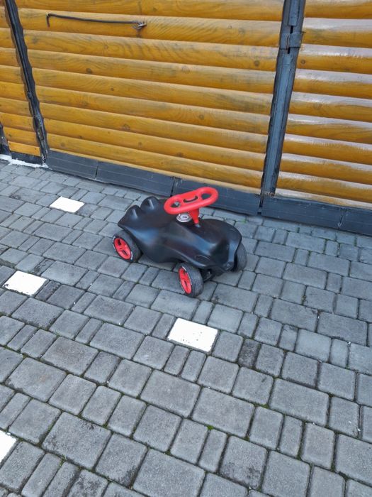 Продам машинки та велосипеди дитячі