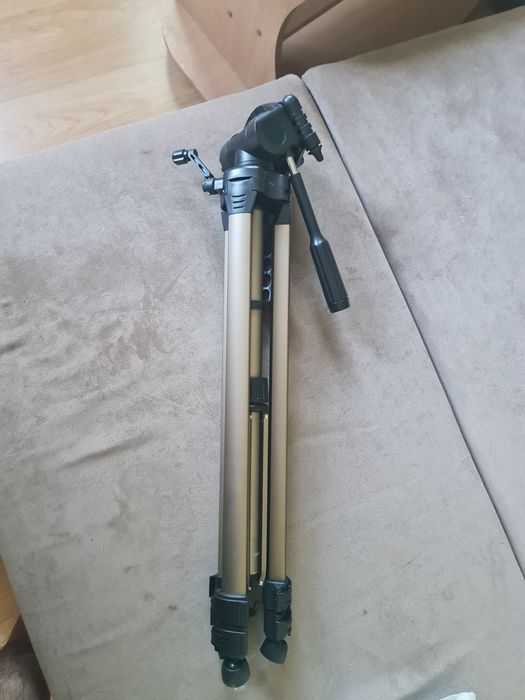 Якісний штатив Weifeng WT-3570 з чохлом